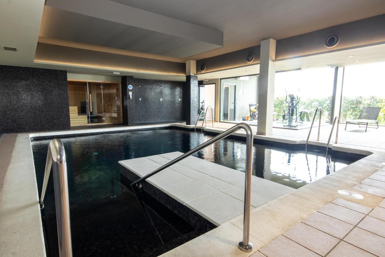 Luxury 2 Bedrooms Apt With Seaview Blue Suite 4104 มานิลบา ภายนอก รูปภาพ