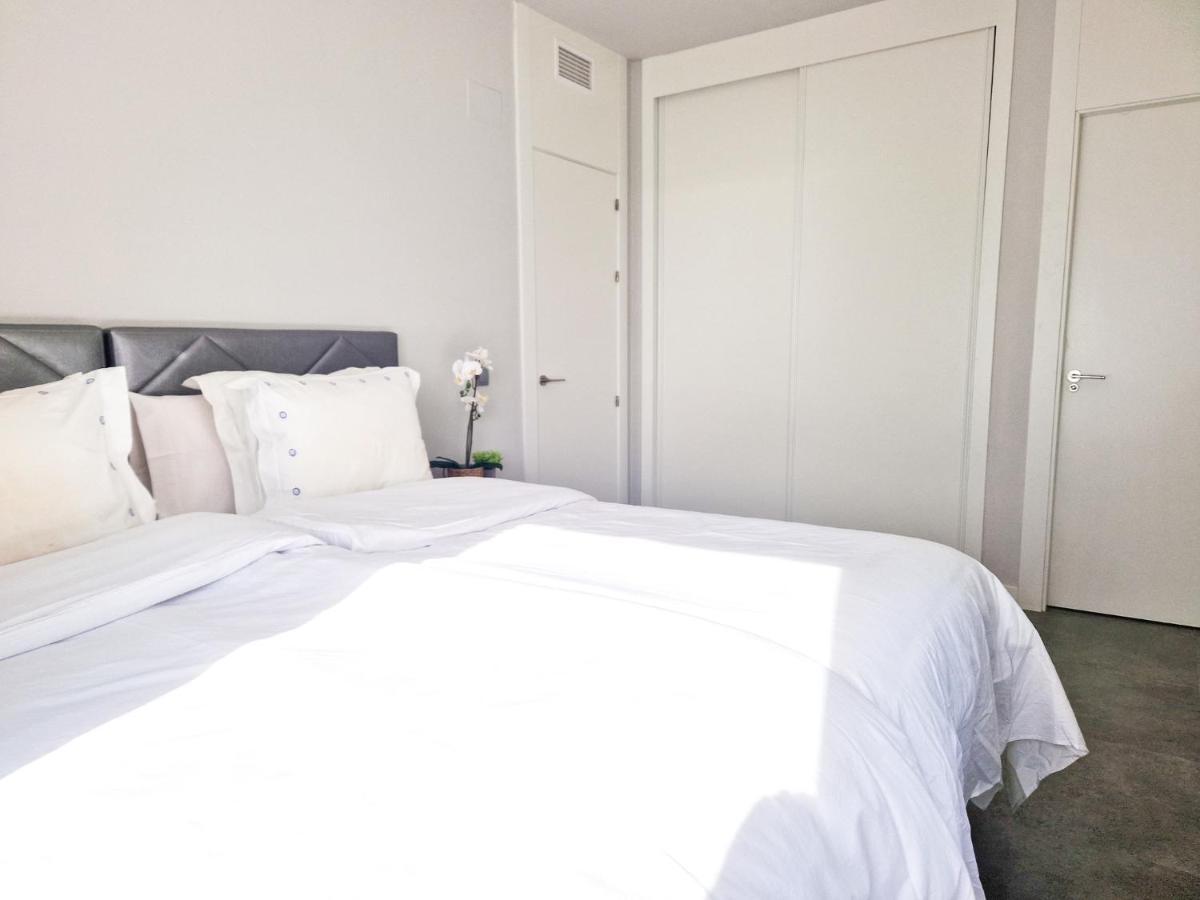 Luxury 2 Bedrooms Apt With Seaview Blue Suite 4104 มานิลบา ภายนอก รูปภาพ